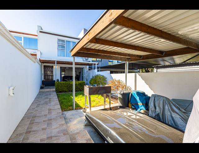 2 BEDROOM FREESTANDING SOLD IN DE TIJGER